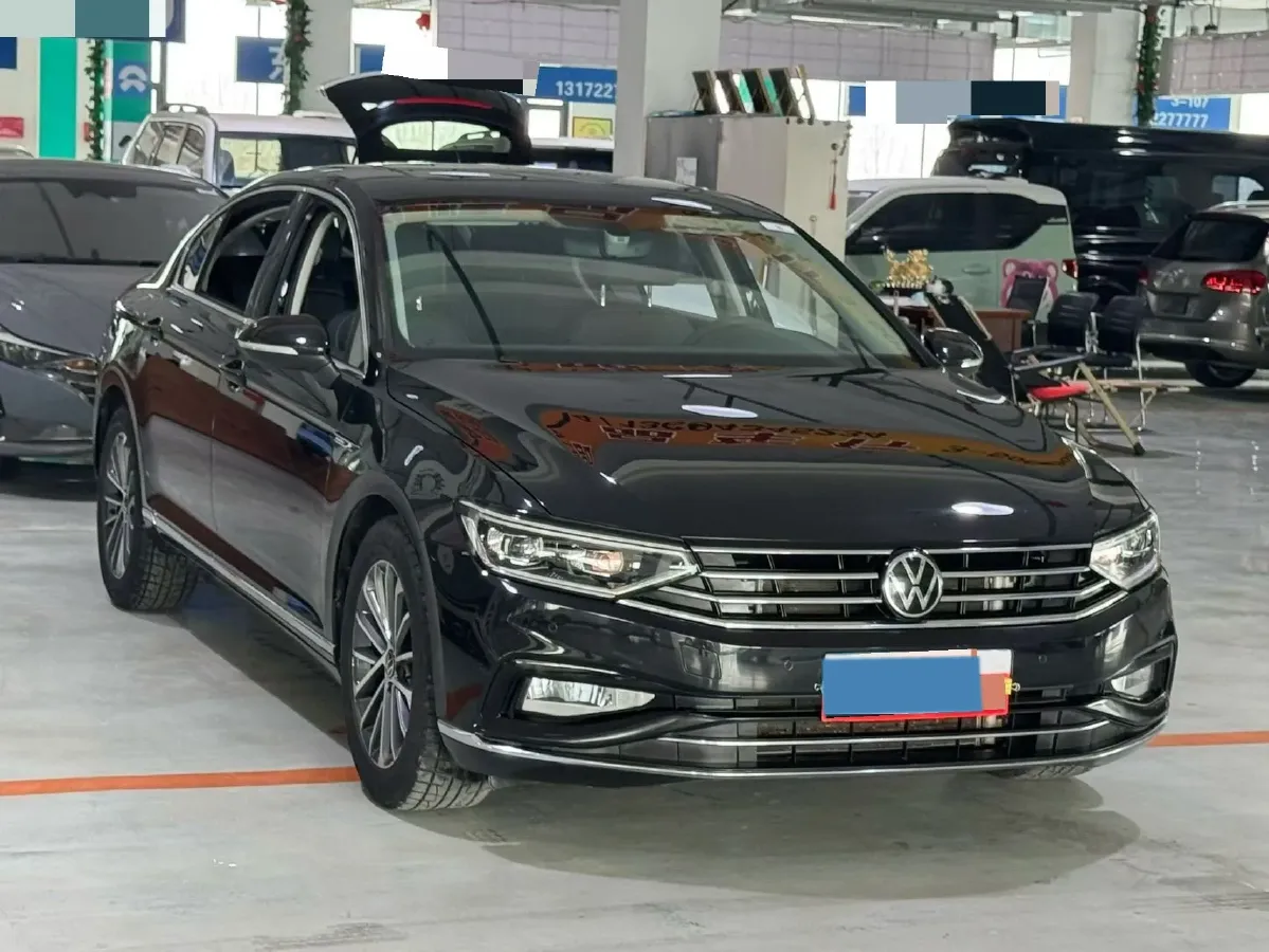 2020 Volkswagen Magotan 2.0T 186HP L4 7DCT,autocango,china used car exporter,china ev exporter,chinese used car exporter,chinese used ev exporter