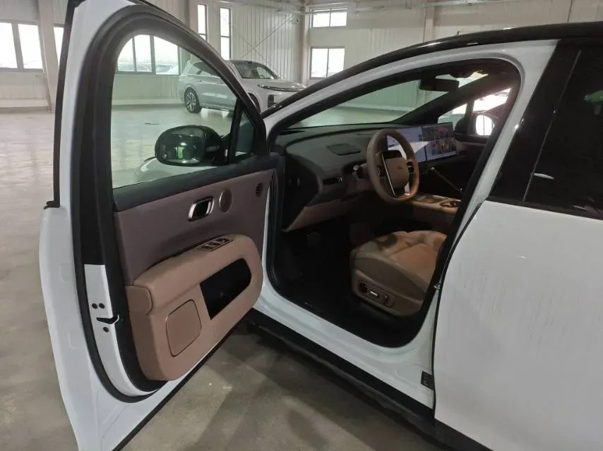 2025 Li i6 BEV,autocango,china used car exporter,china ev exporter,chinese used car exporter,chinese used ev exporter