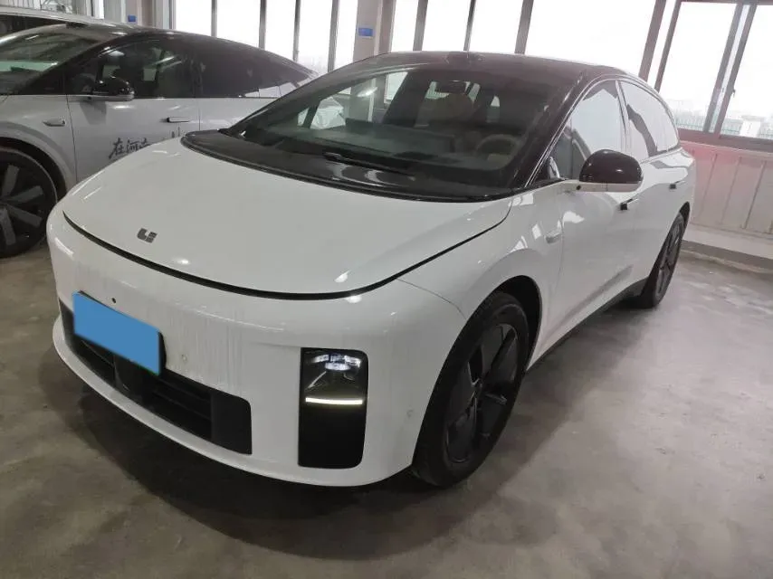2025 Li i6 BEV,autocango,china used car exporter,china ev exporter,chinese used car exporter,chinese used ev exporter