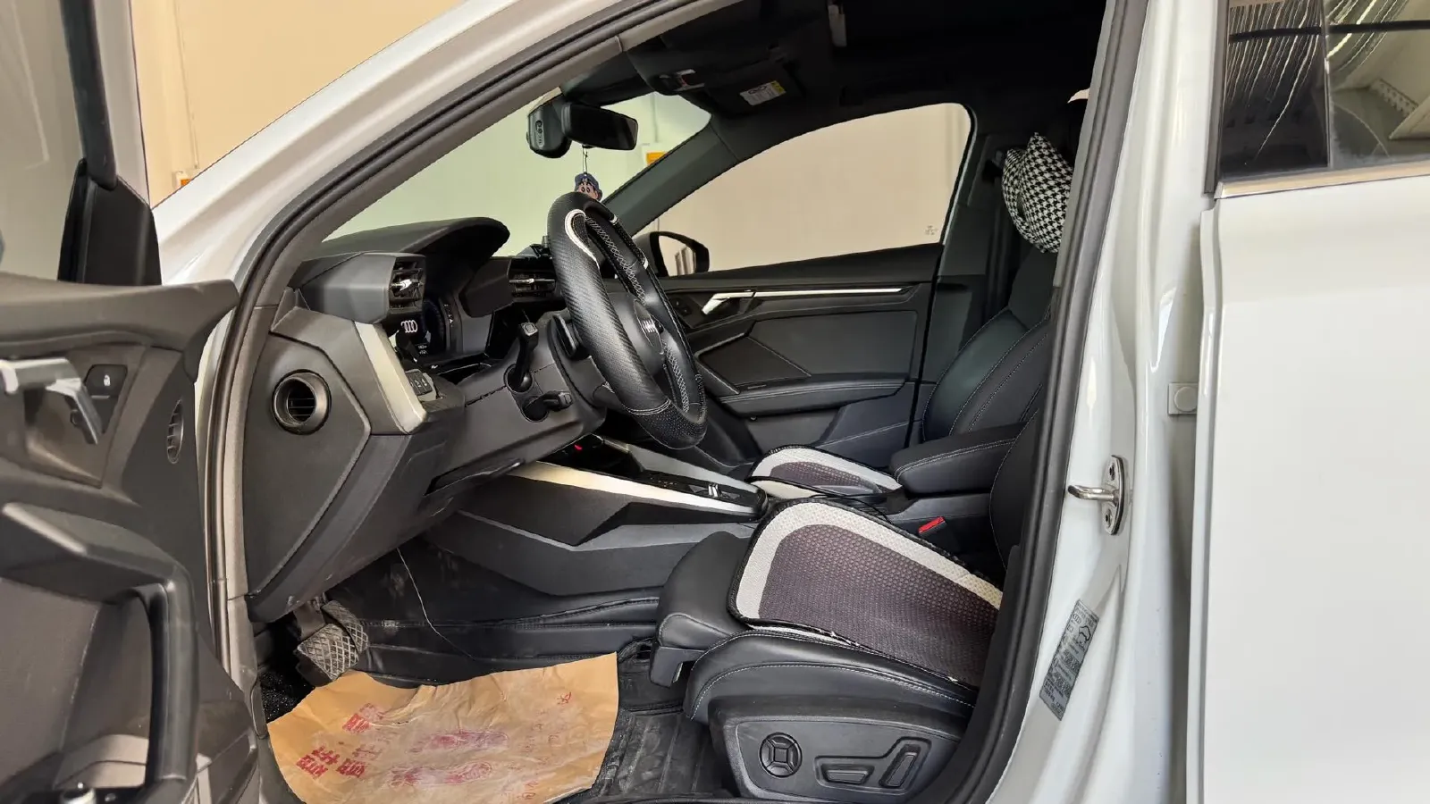 2022 Audi A3 1.4T 150HP L4 7DCT,autocango,china used car exporter,china ev exporter,chinese used car exporter,chinese used ev exporter