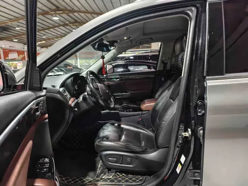 2017 GAC Trumpchi GS8 2.0T 201HP L4 6AT,autocango,china used car exporter,china ev exporter,chinese used car exporter,chinese used ev exporter