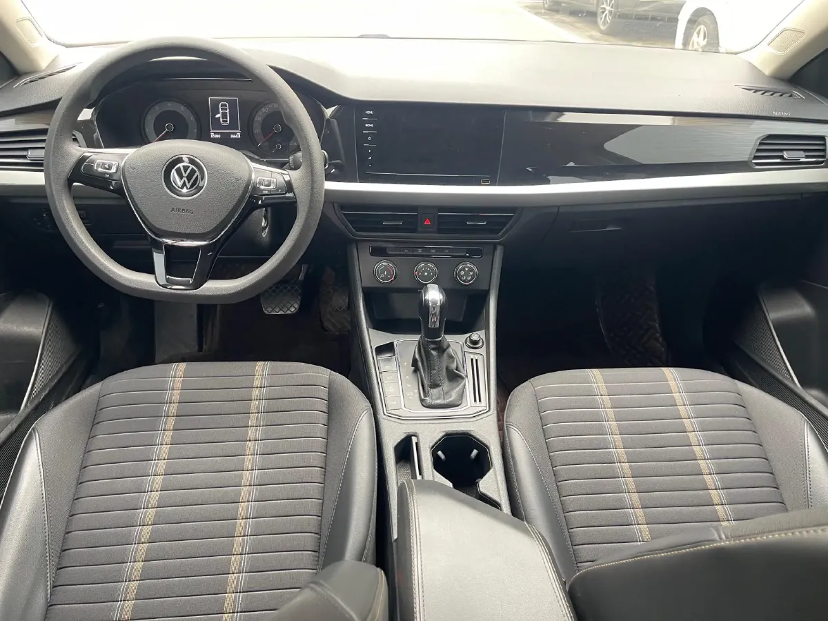 2021 Volkswagen Lavida 1.4T 150HP L4 7DCT,autocango,china used car exporter,china ev exporter,chinese used car exporter,chinese used ev exporter