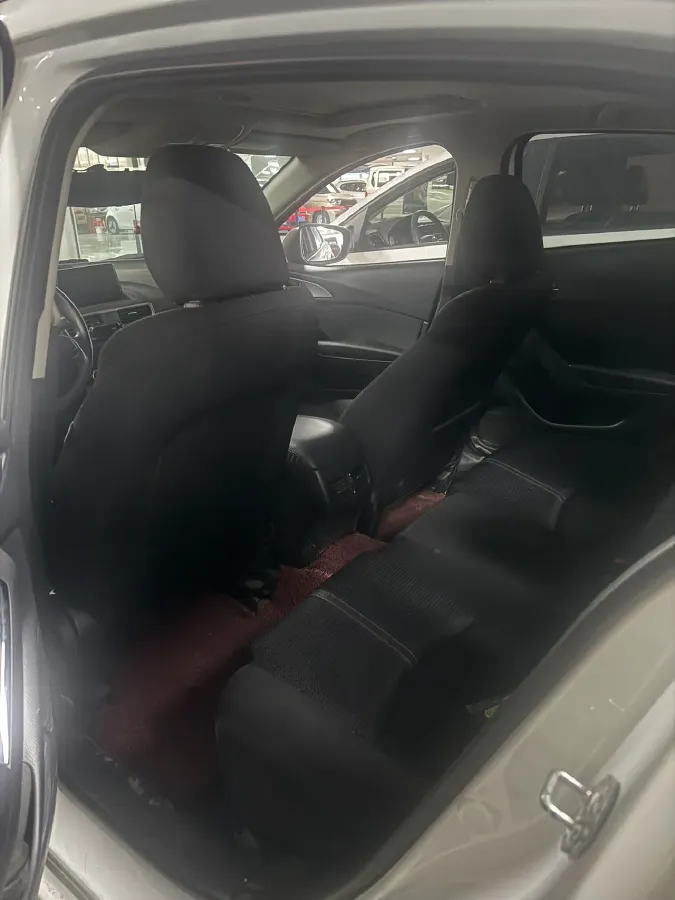 2017 Mazda 3 Axela 1.5L 117HP L4 6AT,autocango,china used car exporter,china ev exporter,chinese used car exporter,chinese used ev exporter