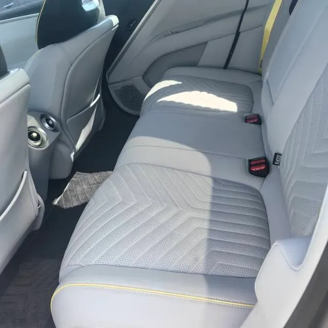 2024 Avatr 11 BEV 90KWH,autocango,china used car exporter,china ev exporter,chinese used car exporter,chinese used ev exporter