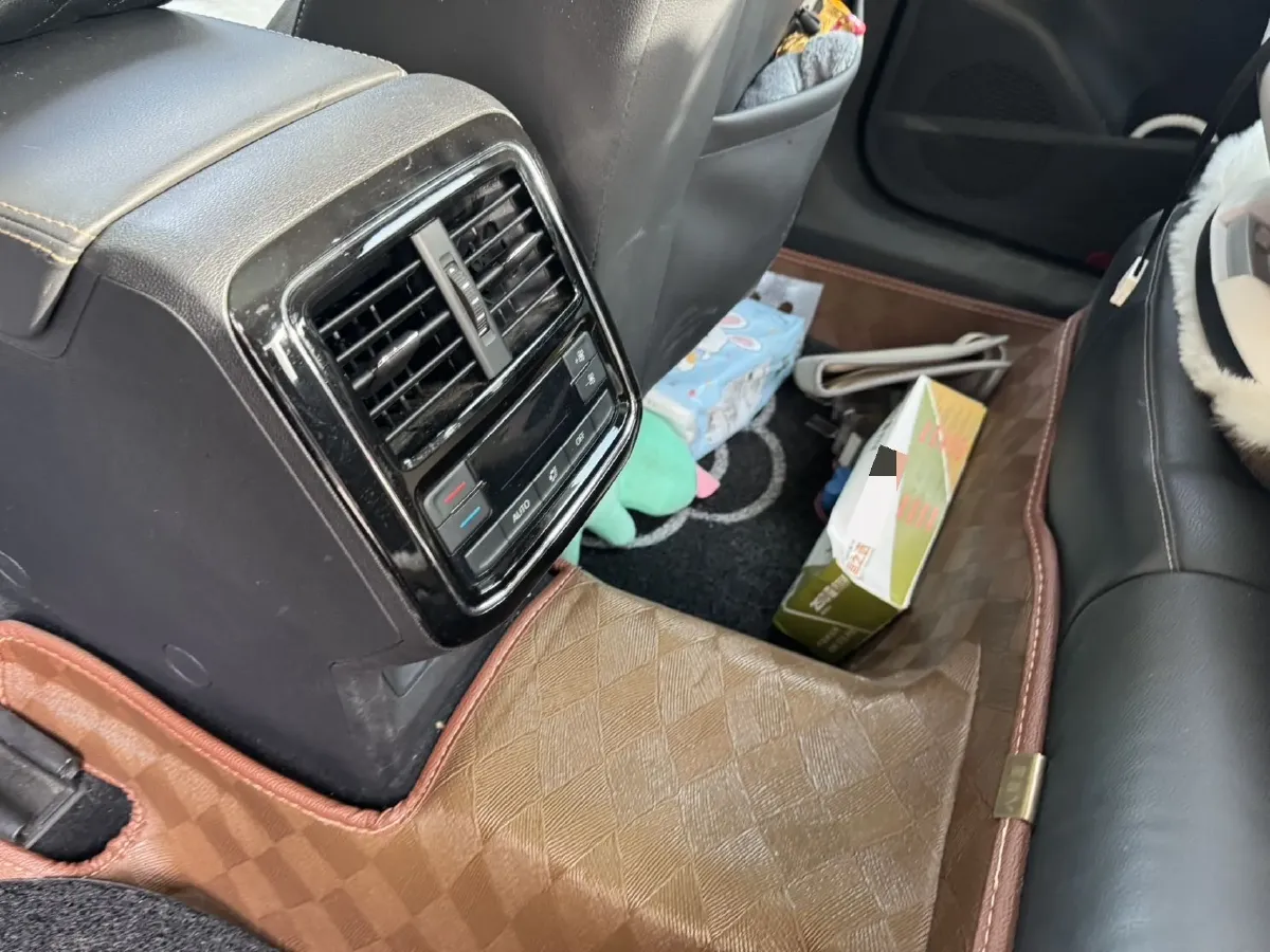 2019 Skoda Kodiak 2.0T 186HP L4 7DCT,autocango,china used car exporter,china ev exporter,chinese used car exporter,chinese used ev exporter