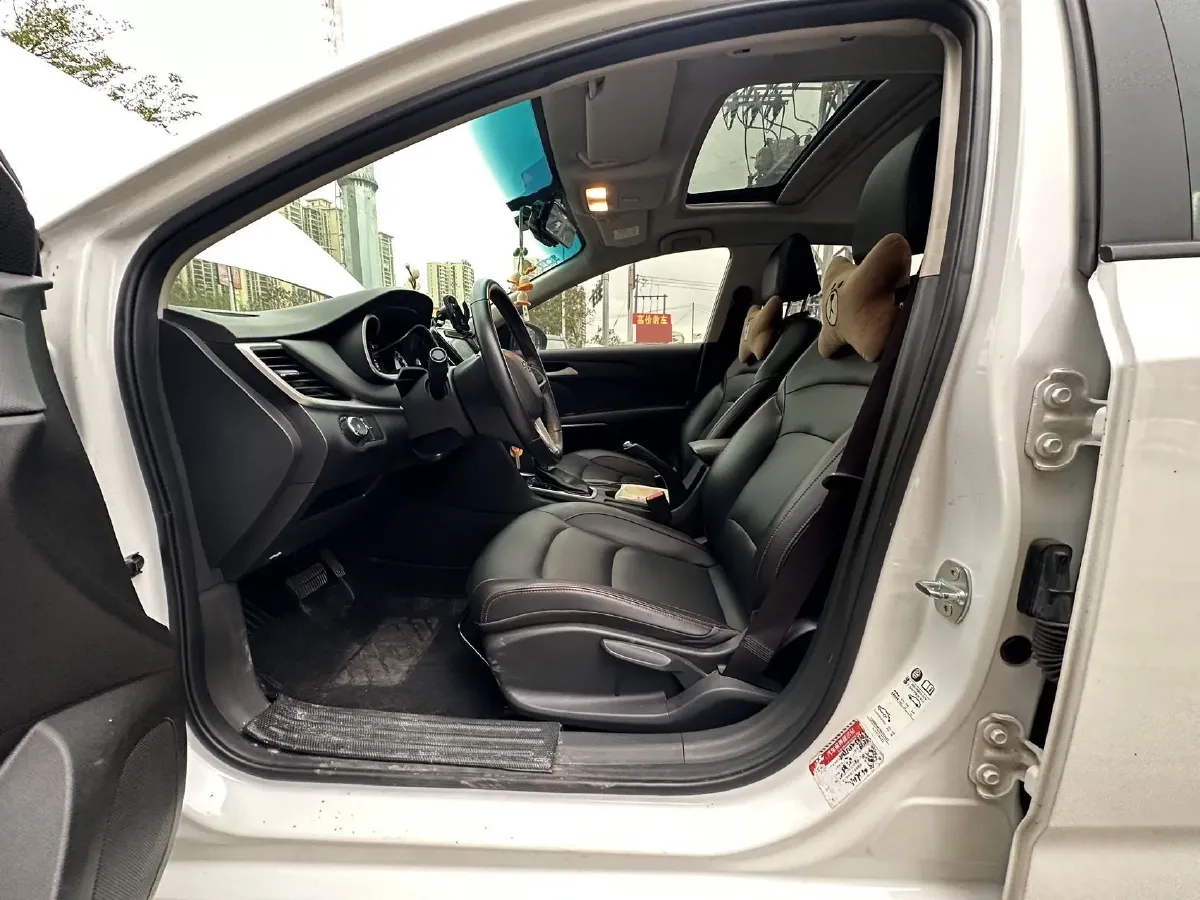 2019 Chevrolet Cavalier 1.0T 120HP L3 6DCT,autocango,china used car exporter,china ev exporter,chinese used car exporter,chinese used ev exporter