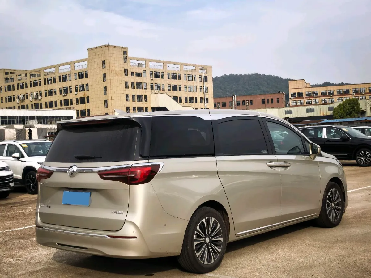 2023 Buick GL8 2.0T 237HP L4 9AT,autocango,china used car exporter,china ev exporter,chinese used car exporter,chinese used ev exporter