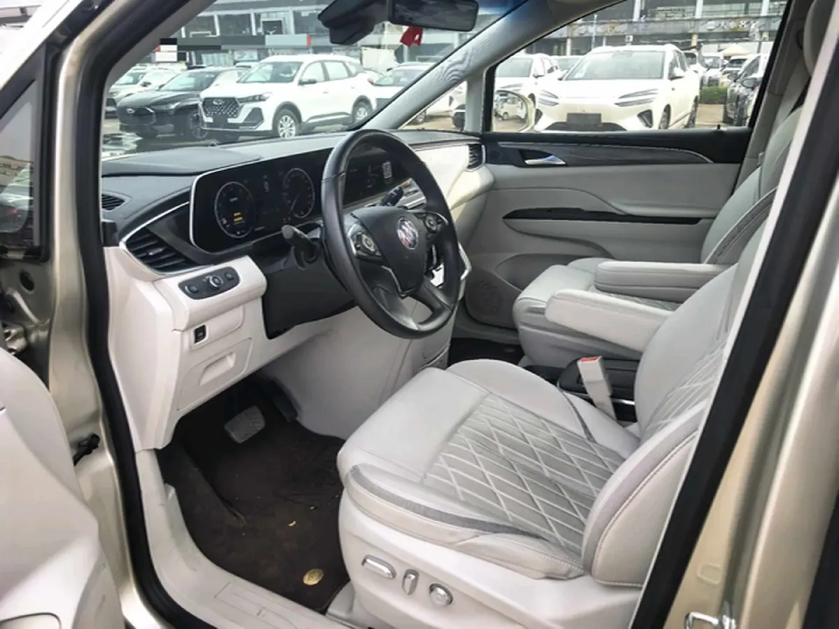 2023 Buick GL8 2.0T 237HP L4 9AT,autocango,china used car exporter,china ev exporter,chinese used car exporter,chinese used ev exporter