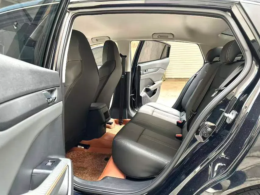 2024 DongFeng Aeolus YiXuan 1.5L 125HP L4 6DCT,autocango,china used car exporter,china ev exporter,chinese used car exporter,chinese used ev exporter