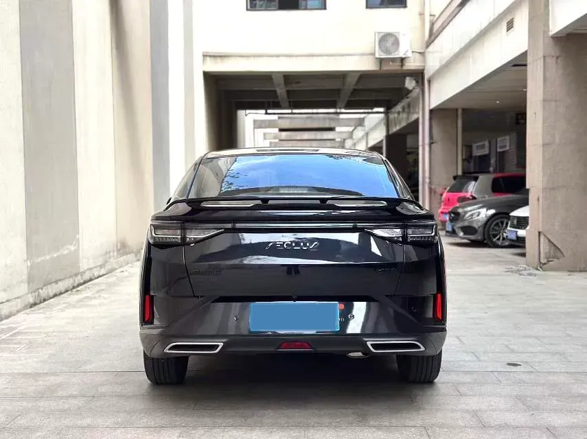 2024 DongFeng Aeolus YiXuan 1.5L 125HP L4 6DCT,autocango,china used car exporter,china ev exporter,chinese used car exporter,chinese used ev exporter