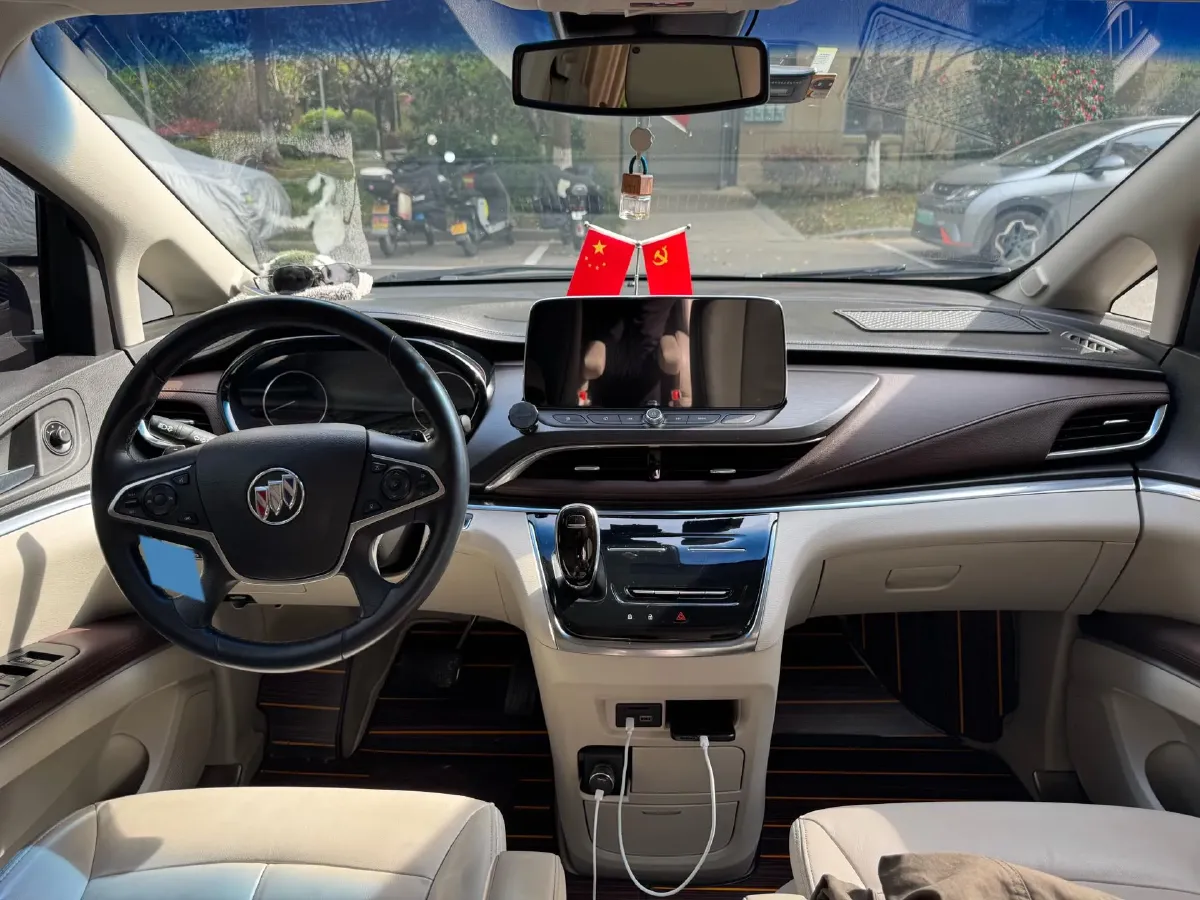 2020 Buick GL8 2.0T 237HP L4 9AT,autocango,china used car exporter,china ev exporter,chinese used car exporter,chinese used ev exporter