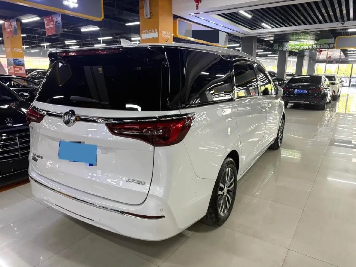 2023 Buick GL8 2.0T 237HP L4 9AT,autocango,china used car exporter,china ev exporter,chinese used car exporter,chinese used ev exporter