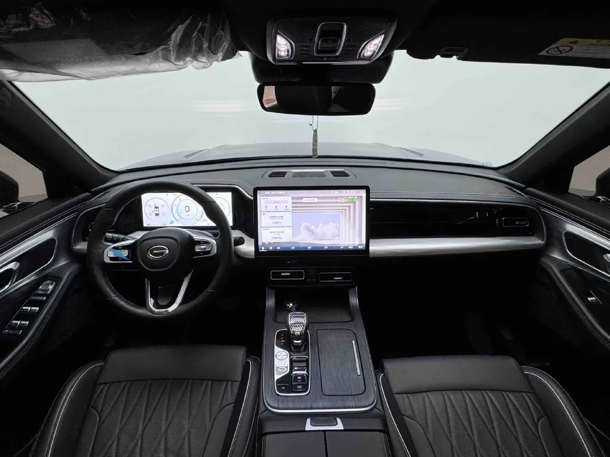 2025 GAC Trumpchi GS8 2.0T 252HP L4 8AT,autocango,china used car exporter,china ev exporter,chinese used car exporter,chinese used ev exporter