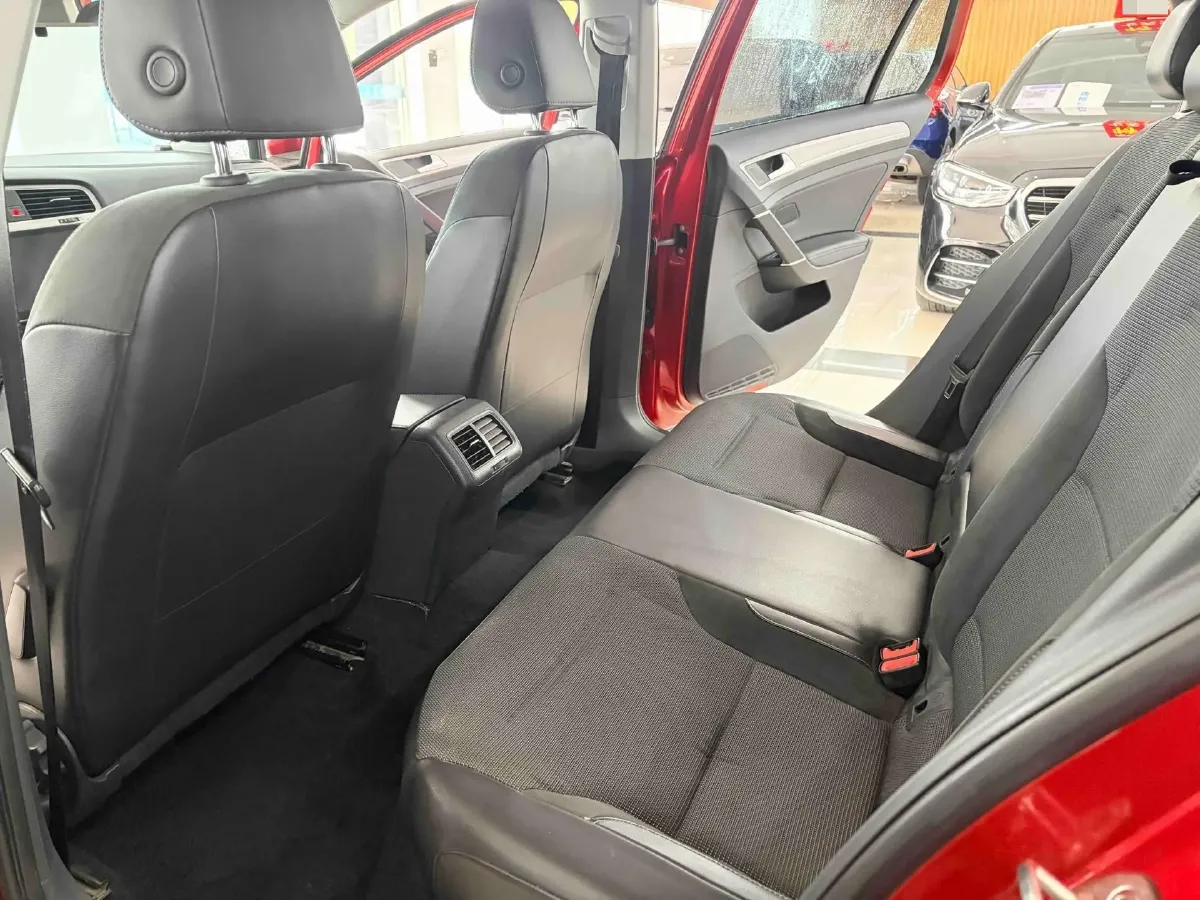 2018 Volkswagen Golf 1.6L 110HP L4 6AT,autocango,china used car exporter,china ev exporter,chinese used car exporter,chinese used ev exporter