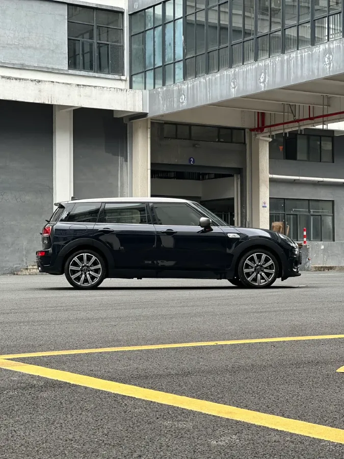 2022 MINI CLUBMAN 2.0T 192HP L4 7DCT,autocango,china used car exporter,china ev exporter,chinese used car exporter,chinese used ev exporter