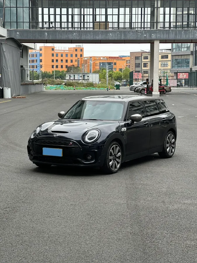 2022 MINI CLUBMAN 2.0T 192HP L4 7DCT,autocango,china used car exporter,china ev exporter,chinese used car exporter,chinese used ev exporter