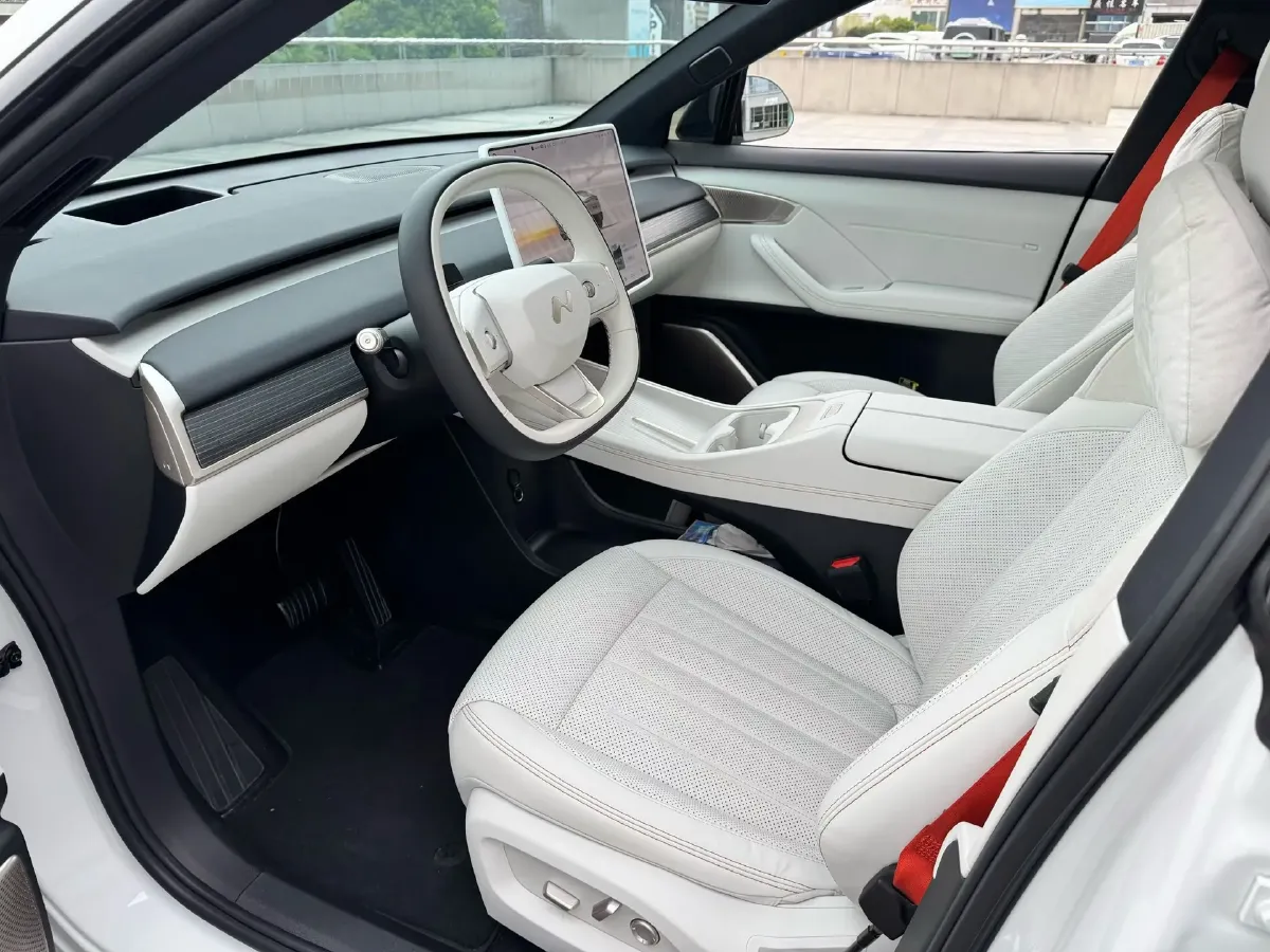 2024 ONVO L60 BEV 60KWH,autocango,china used car exporter,china ev exporter,chinese used car exporter,chinese used ev exporter