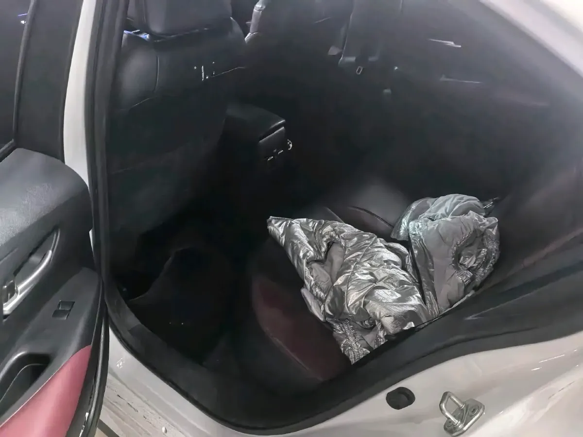 2021 Toyota Corolla 1.5L 121HP L3 CVT,autocango,china used car exporter,china ev exporter,chinese used car exporter,chinese used ev exporter