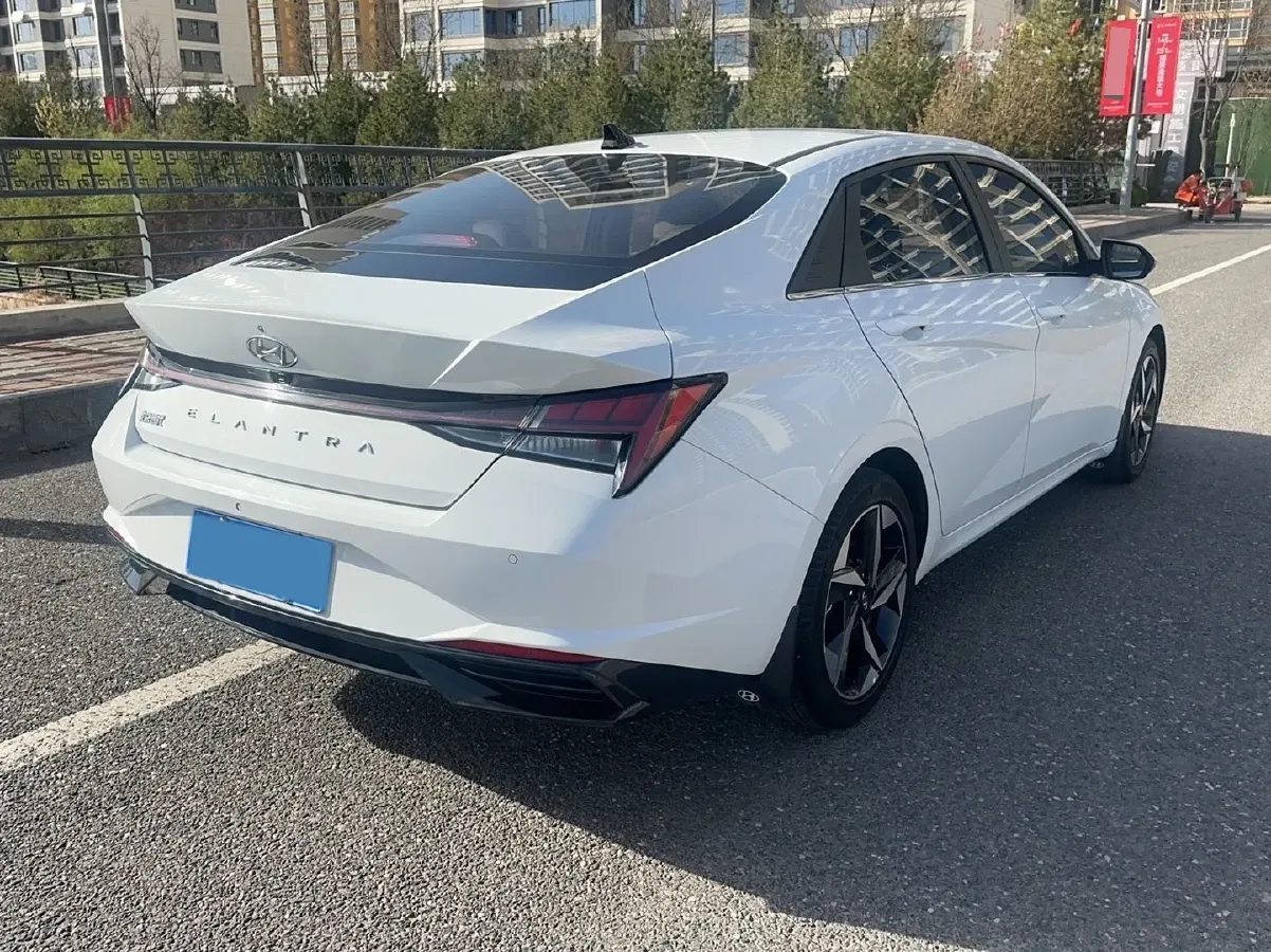 2021 Hyundai Elantra 1.5L 115HP L4 CVT,autocango,china used car exporter,china ev exporter,chinese used car exporter,chinese used ev exporter
