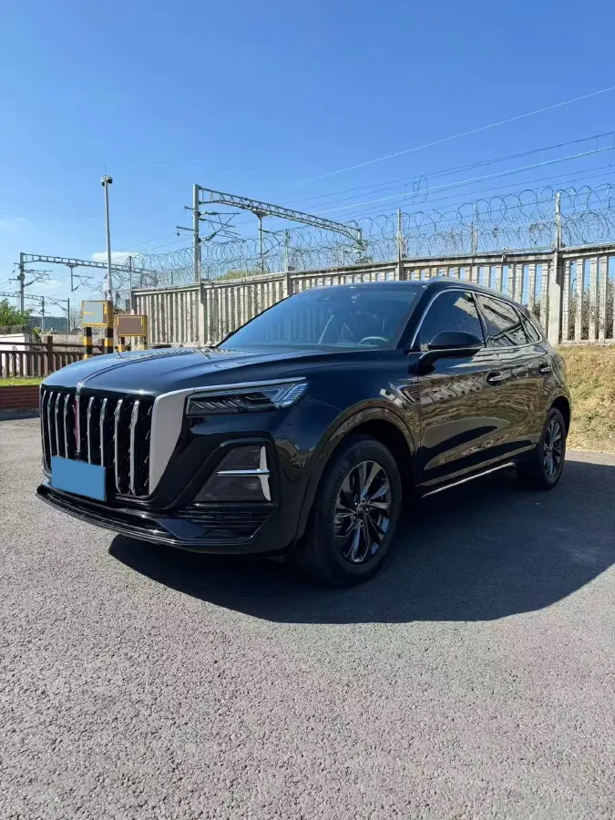 2023 HongQi HS5 2.0T 252HP L4 8AT,autocango,china used car exporter,china ev exporter,chinese used car exporter,chinese used ev exporter