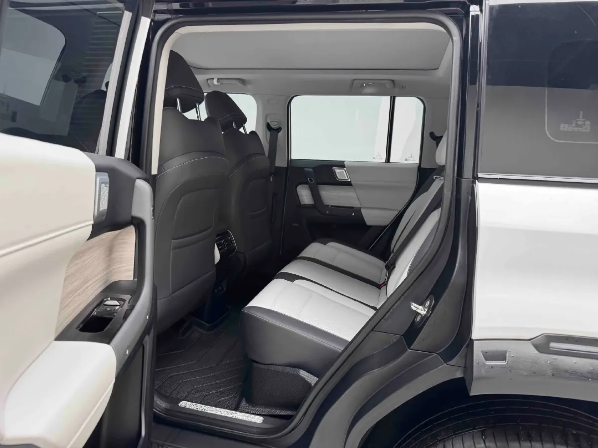 2024 iCAR iCAR 03 BEV 65.69KWH,autocango,china used car exporter,china ev exporter,chinese used car exporter,chinese used ev exporter