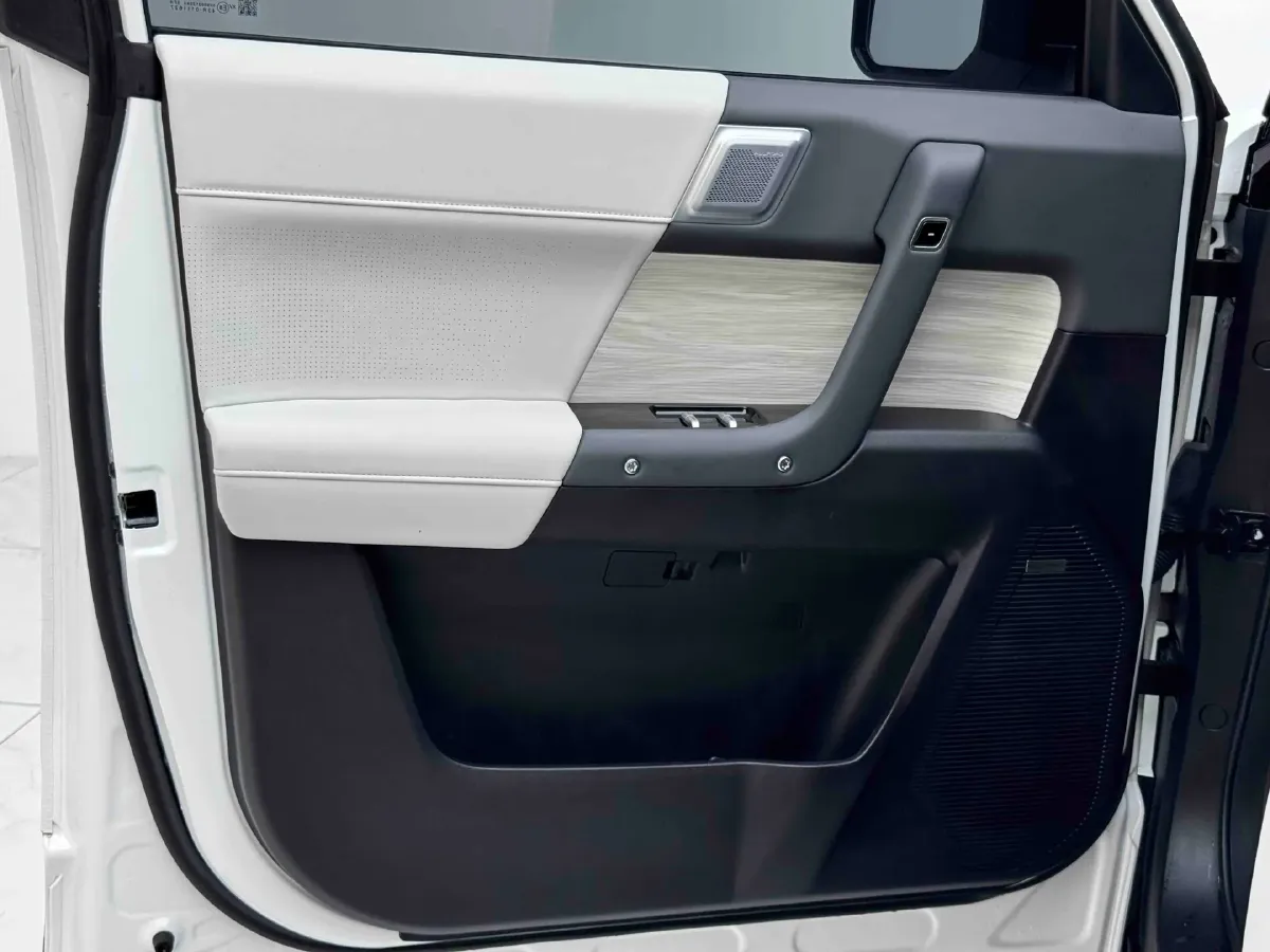 2024 iCAR iCAR 03 BEV 65.69KWH,autocango,china used car exporter,china ev exporter,chinese used car exporter,chinese used ev exporter