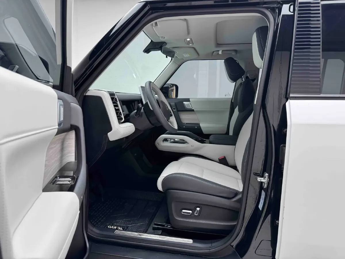 2024 iCAR iCAR 03 BEV 65.69KWH,autocango,china used car exporter,china ev exporter,chinese used car exporter,chinese used ev exporter