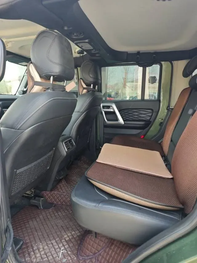 2023 Beijing BJ40 2.0T 224HP L4 8AT,autocango,china used car exporter,china ev exporter,chinese used car exporter,chinese used ev exporter