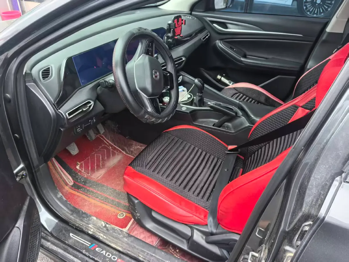 2022 ChangAn Eado 1.6L 128HP L4 5MT,autocango,china used car exporter,china ev exporter,chinese used car exporter,chinese used ev exporter