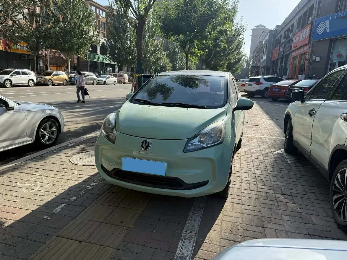 2022 ChangAn BenBen E-Star BEV 31.18KWH,autocango,china used car exporter,china ev exporter,chinese used car exporter,chinese used ev exporter