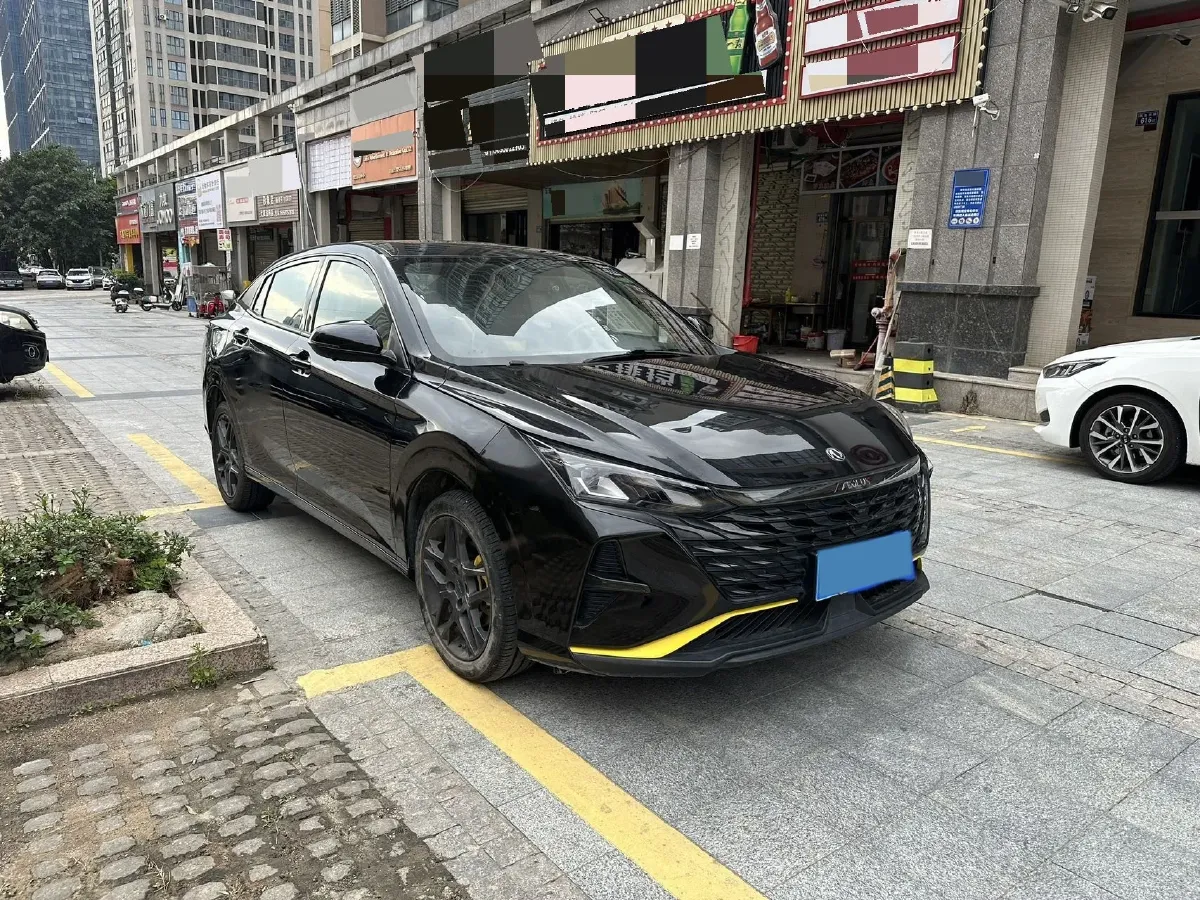 2023 DongFeng Aeolus YiXuan 1.5T 197HP L4 6DCT,autocango,china used car exporter,china ev exporter,chinese used car exporter,chinese used ev exporter