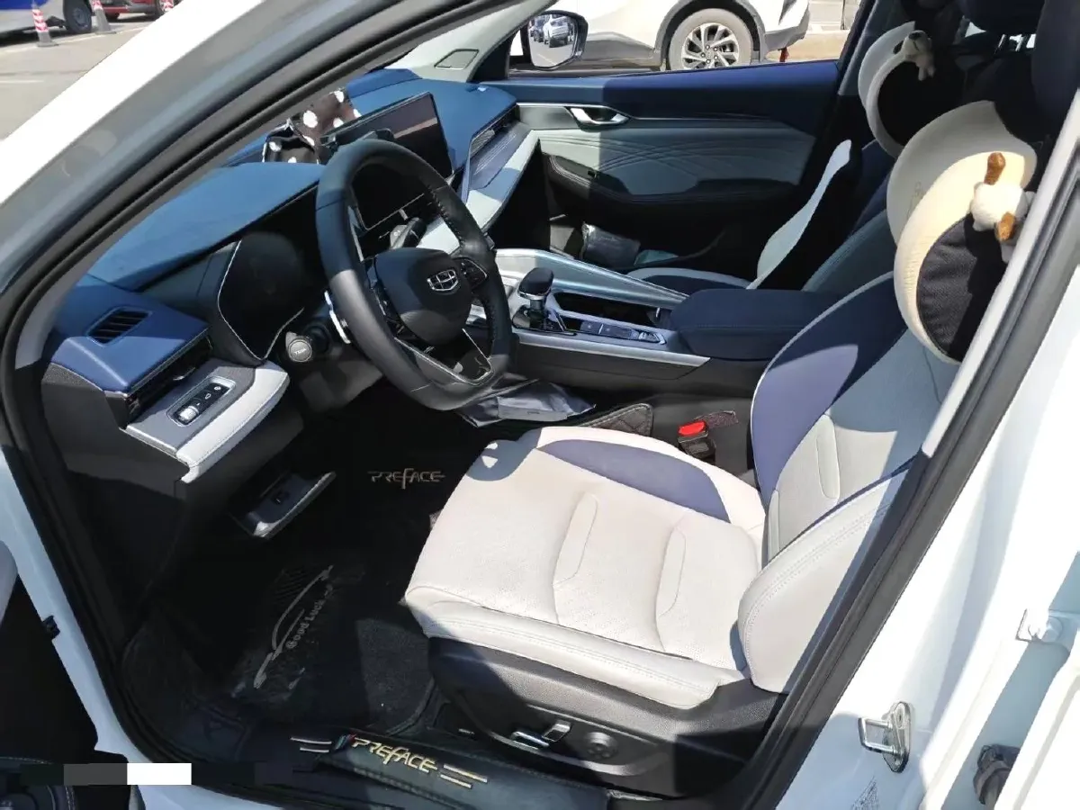 2021 Geely Preface 2.0T 190HP L4 7DCT,autocango,china used car exporter,china ev exporter,chinese used car exporter,chinese used ev exporter