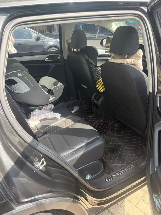 2020 Volkswagen Tayron 2.0T 186HP L4 7DCT,autocango,china used car exporter,china ev exporter,chinese used car exporter,chinese used ev exporter