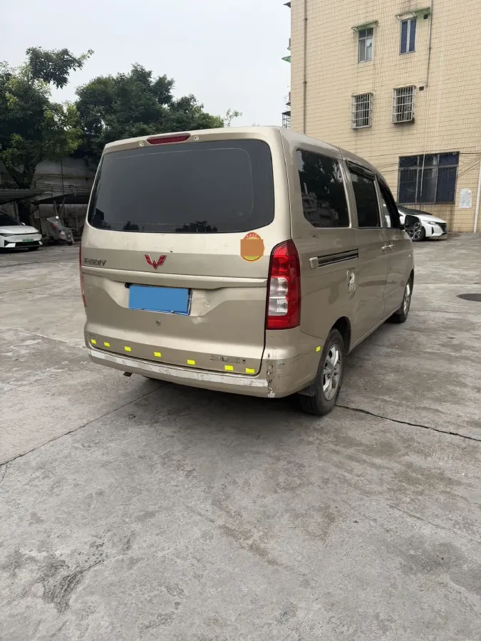 2019 WuLing HongGuang V 1.5L 99HP L4 6MT,autocango,china used car exporter,china ev exporter,chinese used car exporter,chinese used ev exporter