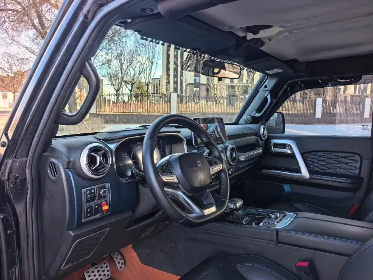 2024 Beijing BJ40 2.0T 163HP L4 8AT,autocango,china used car exporter,china ev exporter,chinese used car exporter,chinese used ev exporter