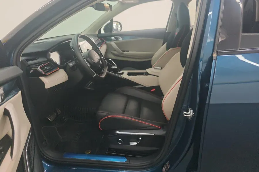 2020 LYNK&CO 06 1.5T 177HP L3 7DCT,autocango,china used car exporter,china ev exporter,chinese used car exporter,chinese used ev exporter