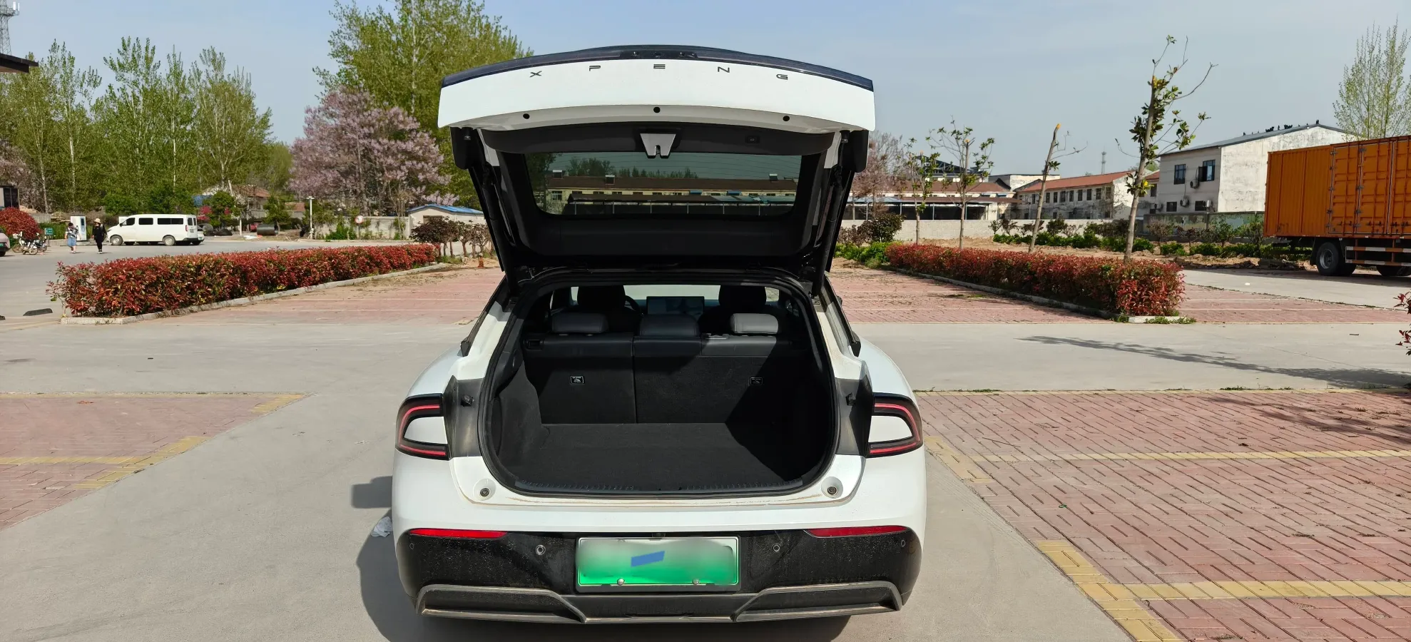 2024 Xpeng P7+ BEV 60.7KWH,autocango,china used car exporter,china ev exporter,chinese used car exporter,chinese used ev exporter