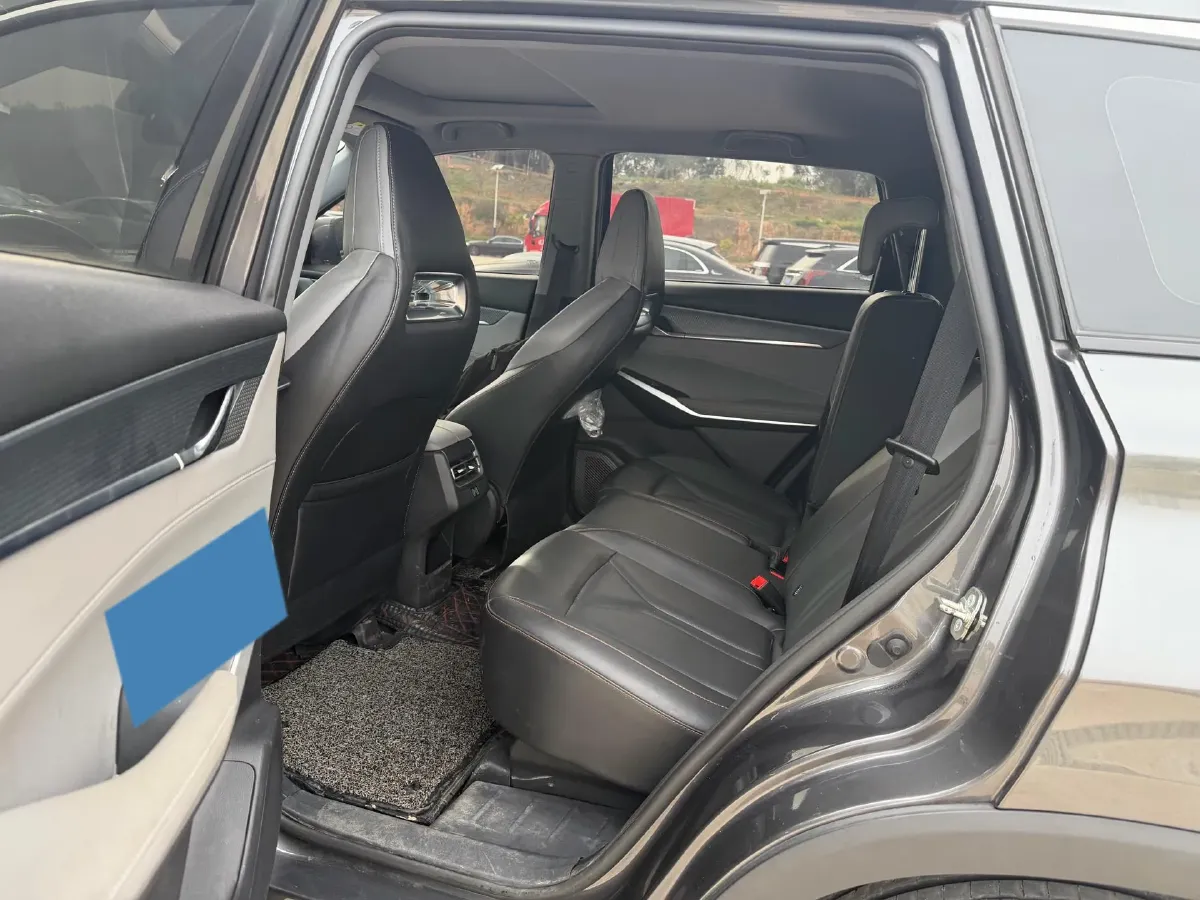 2023 ChangAn CS75 Plus 1.5T 188HP L4 8AT,autocango,china used car exporter,china ev exporter,chinese used car exporter,chinese used ev exporter