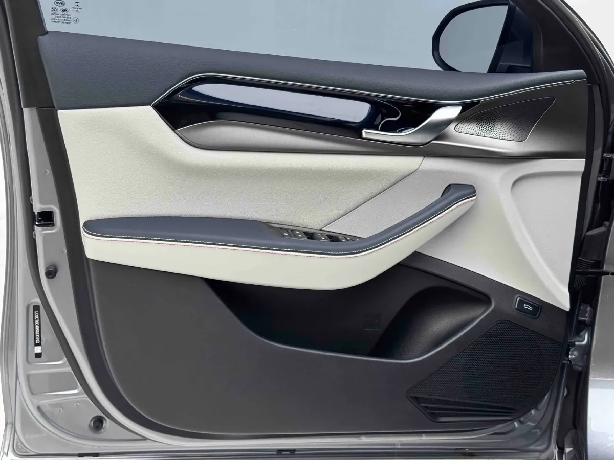 2021 Haval F7 1.5T 169HP L4 7DCT,autocango,china used car exporter,china ev exporter,chinese used car exporter,chinese used ev exporter