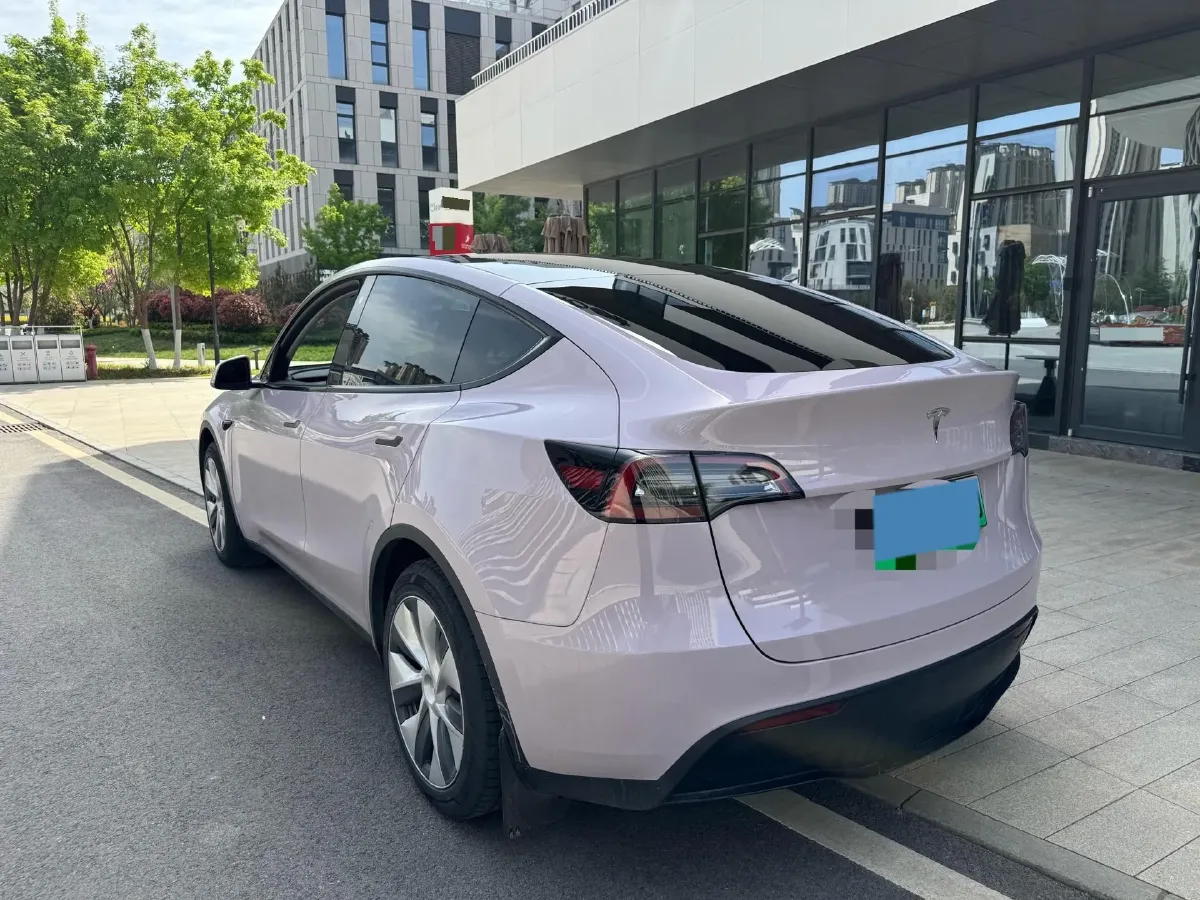 2022 Tesla Model Y BEV 60KWH,autocango,china used car exporter,china ev exporter,chinese used car exporter,chinese used ev exporter