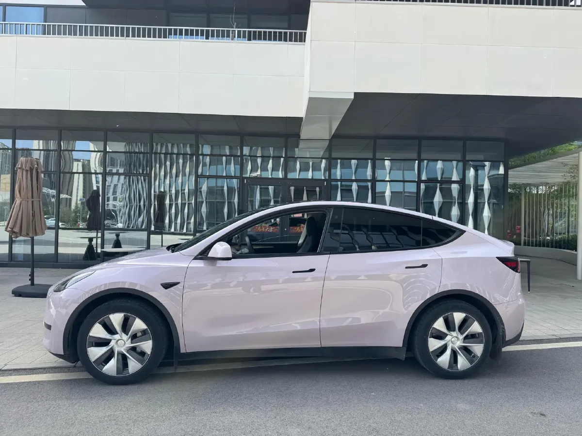 2022 Tesla Model Y BEV 60KWH,autocango,china used car exporter,china ev exporter,chinese used car exporter,chinese used ev exporter