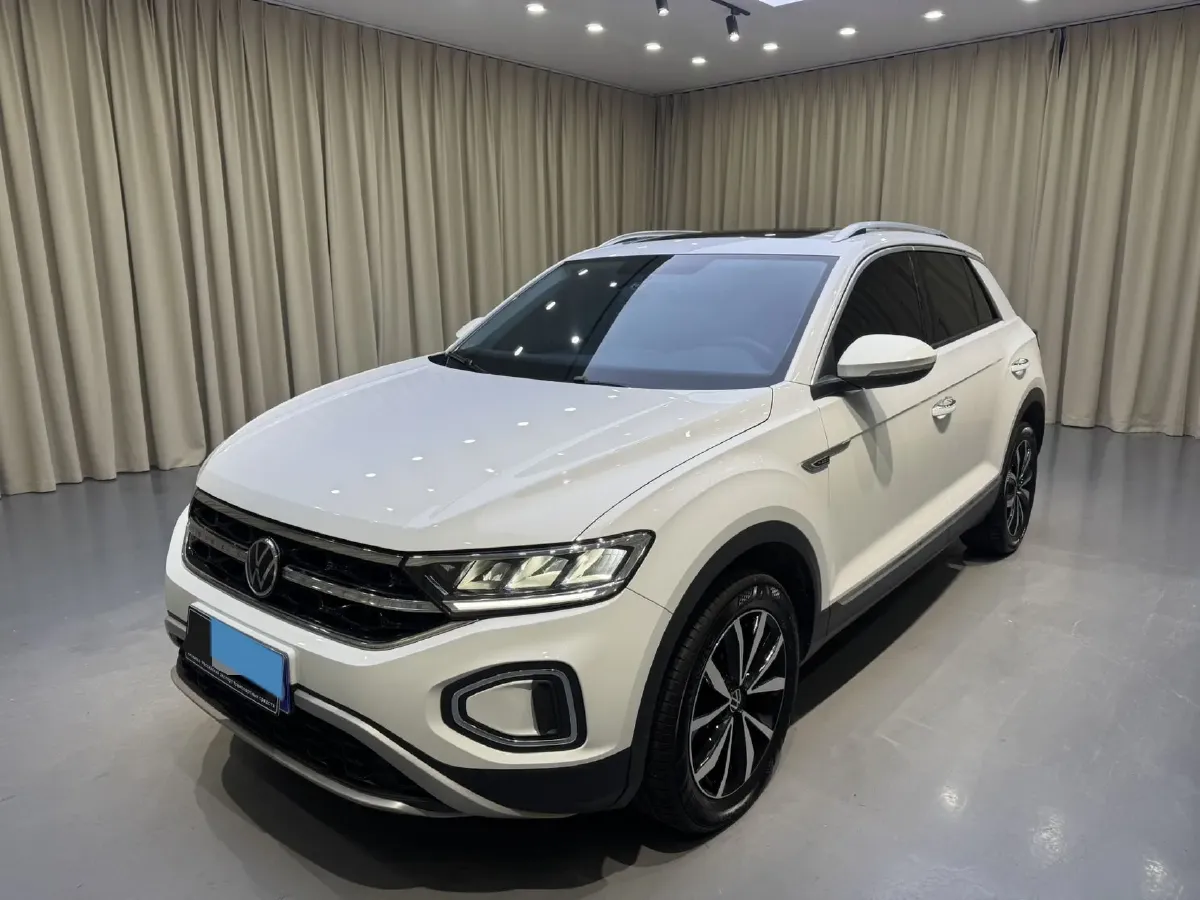 2023 Volkswagen T-Roc 1.4T 150HP L4 7DCT,autocango,china used car exporter,china ev exporter,chinese used car exporter,chinese used ev exporter