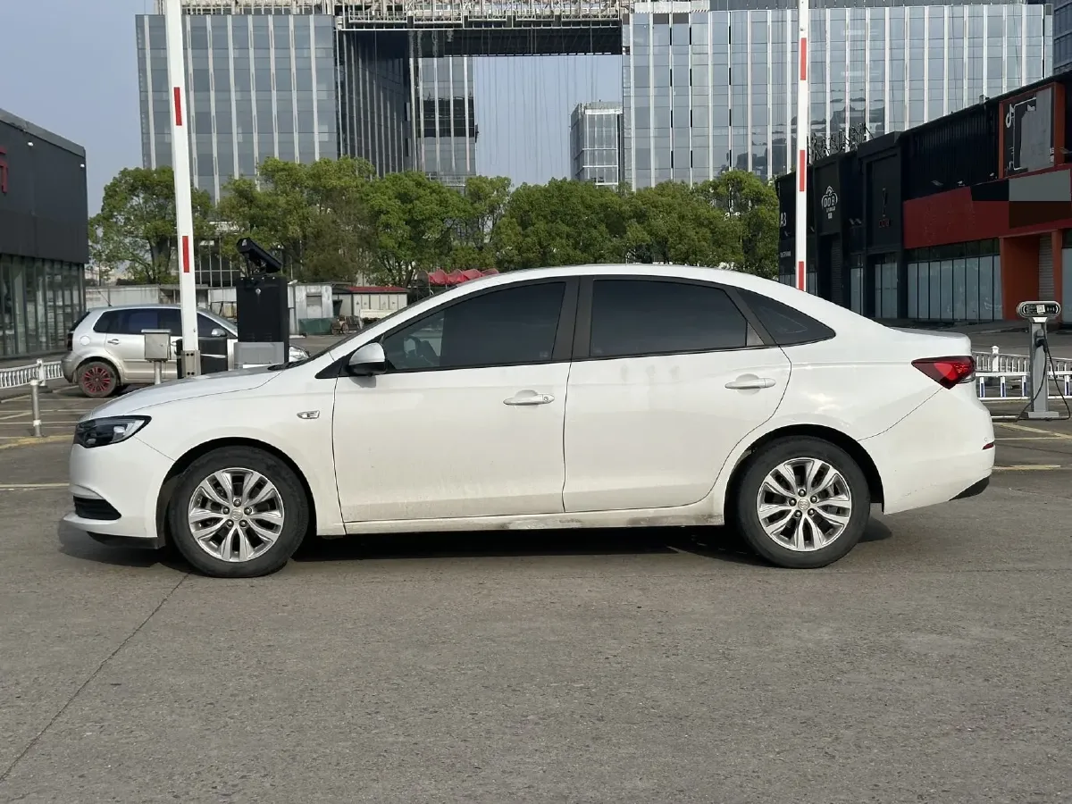 2021 Buick Excelle 1.5L 113HP L4 6AT,autocango,china used car exporter,china ev exporter,chinese used car exporter,chinese used ev exporter