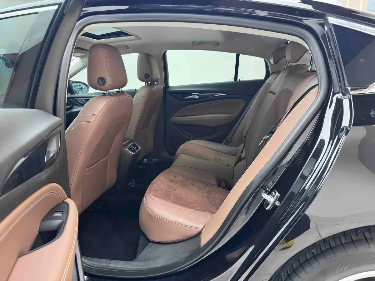 2020 Buick Regal 1.5T 169HP L4 9AT,autocango,china used car exporter,china ev exporter,chinese used car exporter,chinese used ev exporter