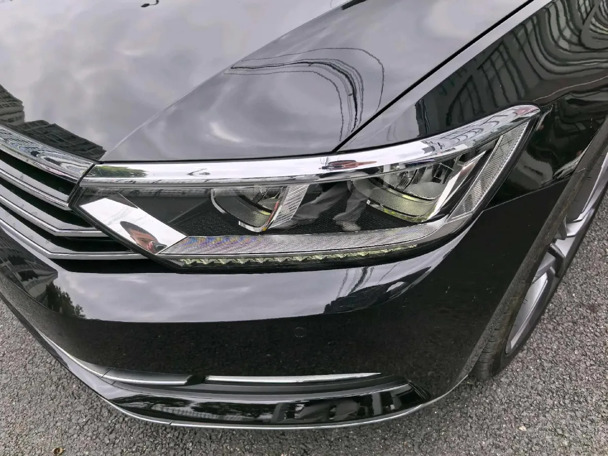 2019 Volkswagen Magotan 2.0T 186HP L4 7DCT,autocango,china used car exporter,china ev exporter,chinese used car exporter,chinese used ev exporter