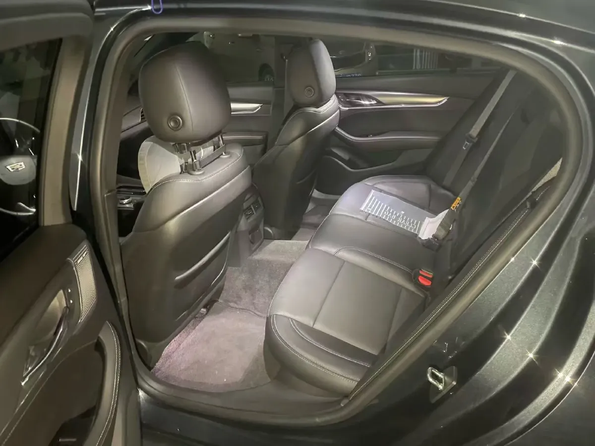 2022 Cadillac CT5 2.0T 237HP L4 10AT,autocango,china used car exporter,china ev exporter,chinese used car exporter,chinese used ev exporter