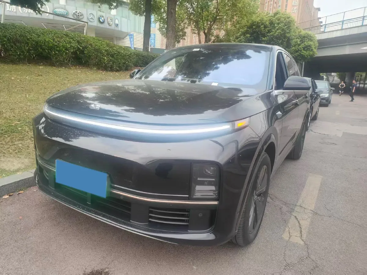 2024 Li L7 Range Extended 154HP REEV 42.8KWH,autocango,china used car exporter,china ev exporter,chinese used car exporter,chinese used ev exporter