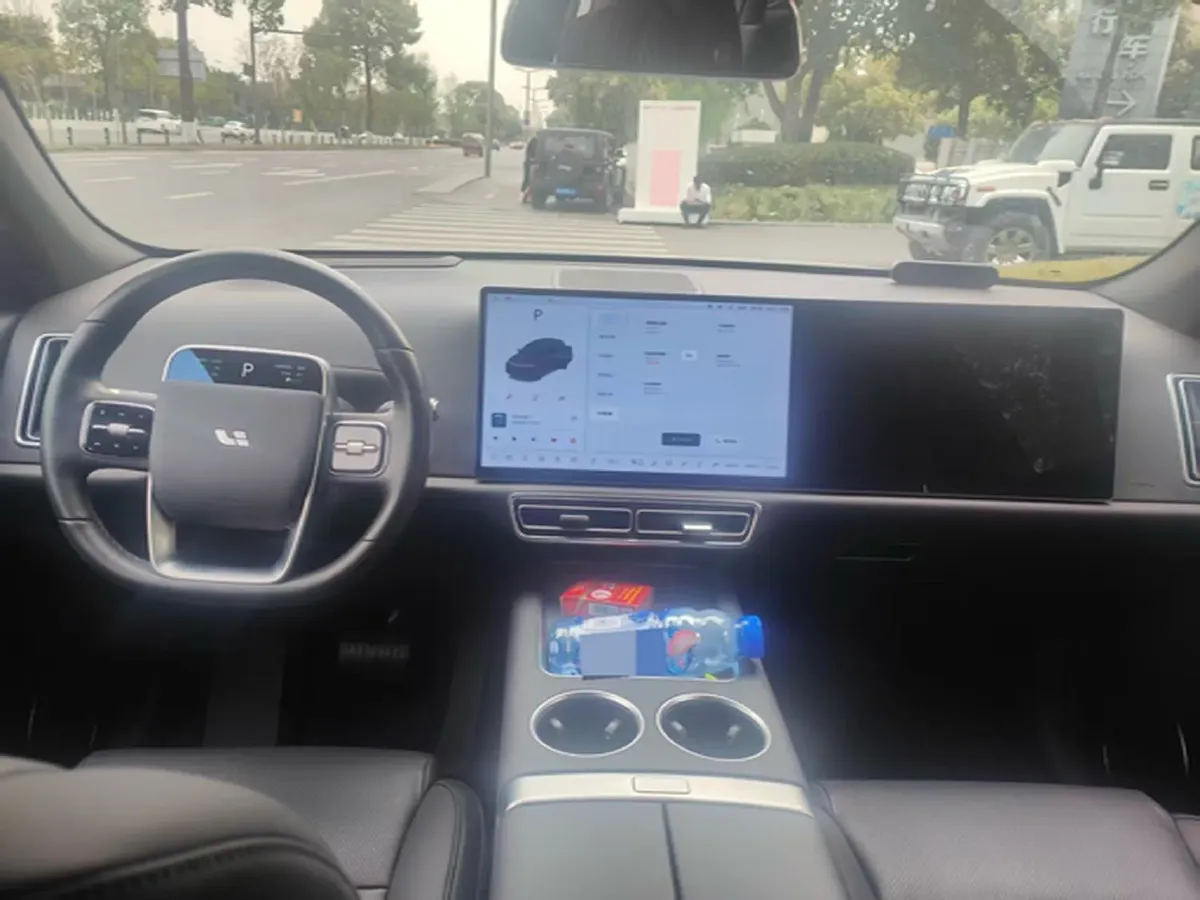 2024 Li L7 Range Extended 154HP REEV 42.8KWH,autocango,china used car exporter,china ev exporter,chinese used car exporter,chinese used ev exporter