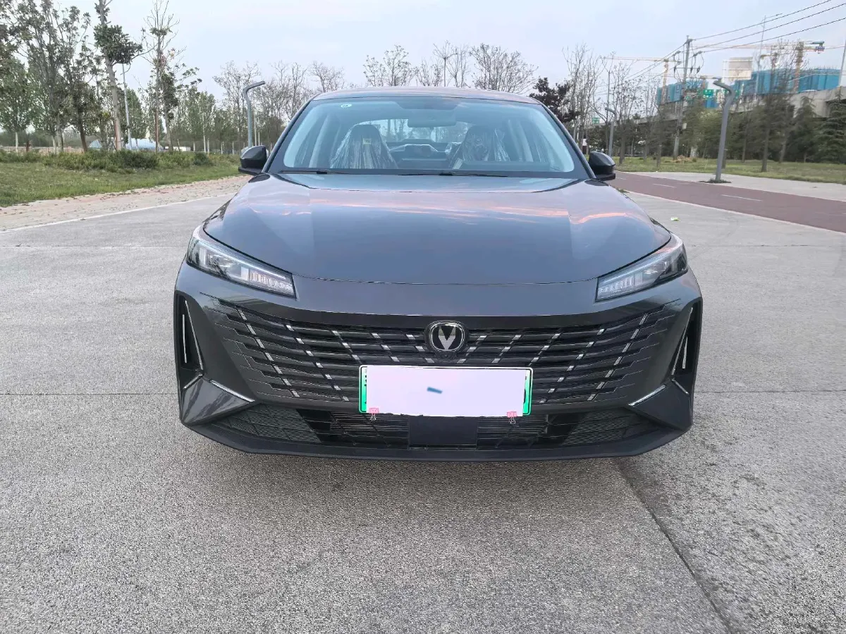 2025 ChangAn EadoPHEV 1.5L 98HP L4 E-CVT PHEV,autocango,china used car exporter,china ev exporter,chinese used car exporter,chinese used ev exporter