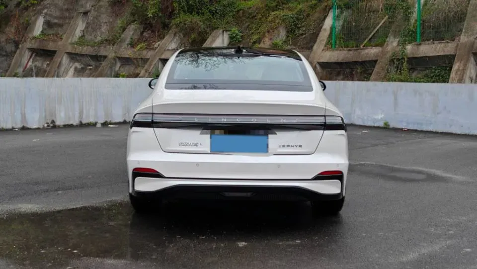 2025 Lincoln Z 2.0T 294HP L4 E-CVT Hybrid,autocango,china used car exporter,china ev exporter,chinese used car exporter,chinese used ev exporter